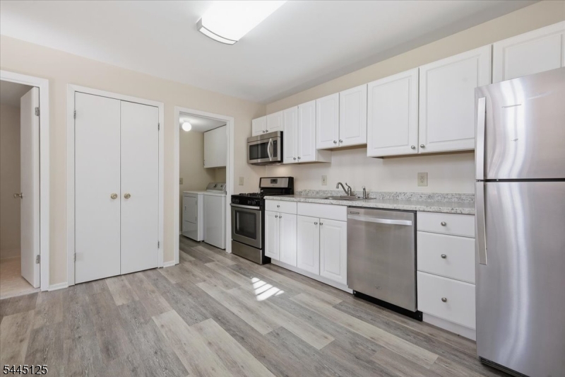 Glen Hills - Residential