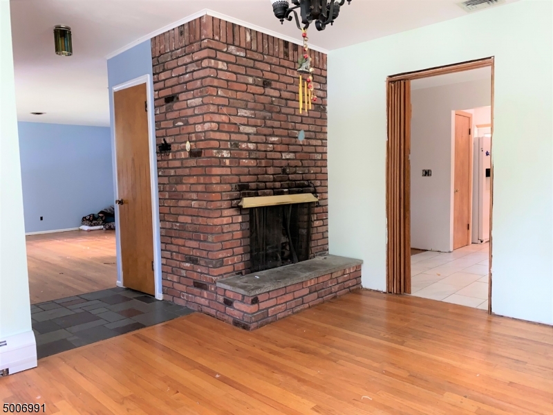 OAK RIDGE - Residential
