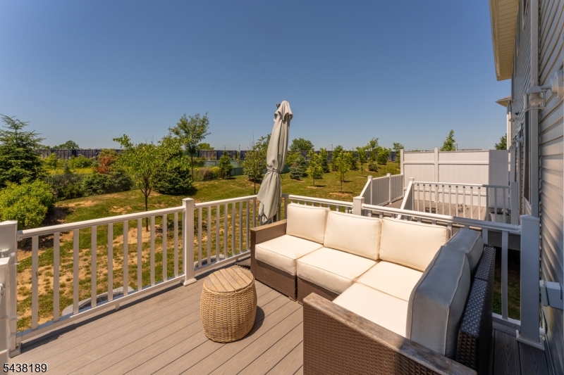 Valerie Villas - Residential