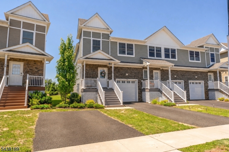 Valerie Villas - Residential