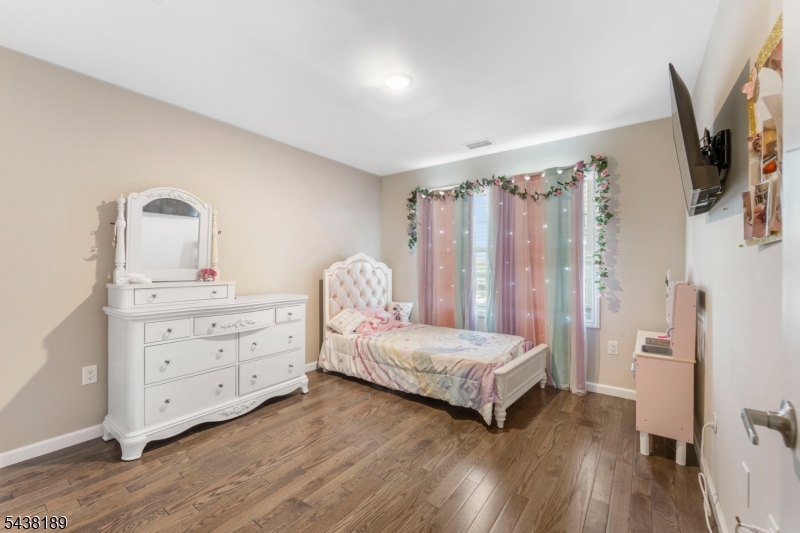 Valerie Villas - Residential