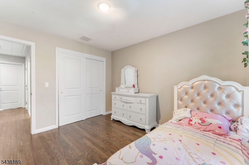 Valerie Villas - Residential