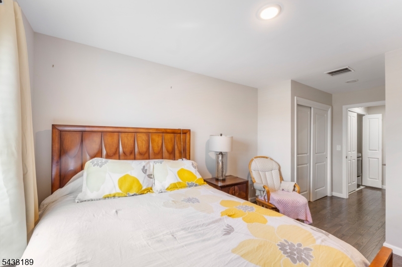 Valerie Villas - Residential