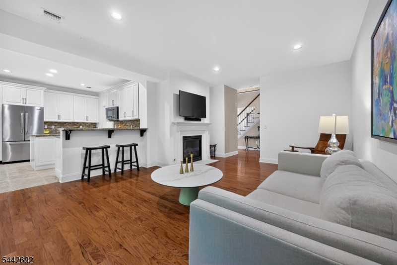 Roseland Green - Residential