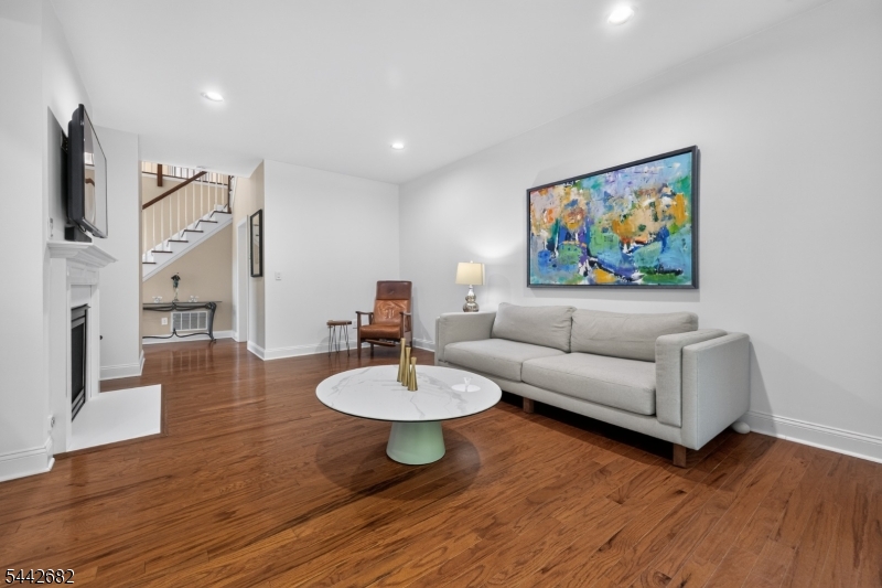 Roseland Green - Residential