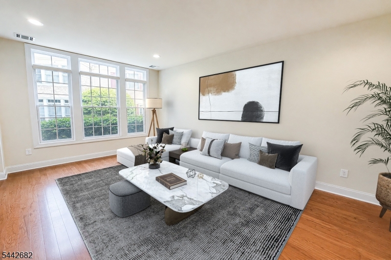 Roseland Green - Residential