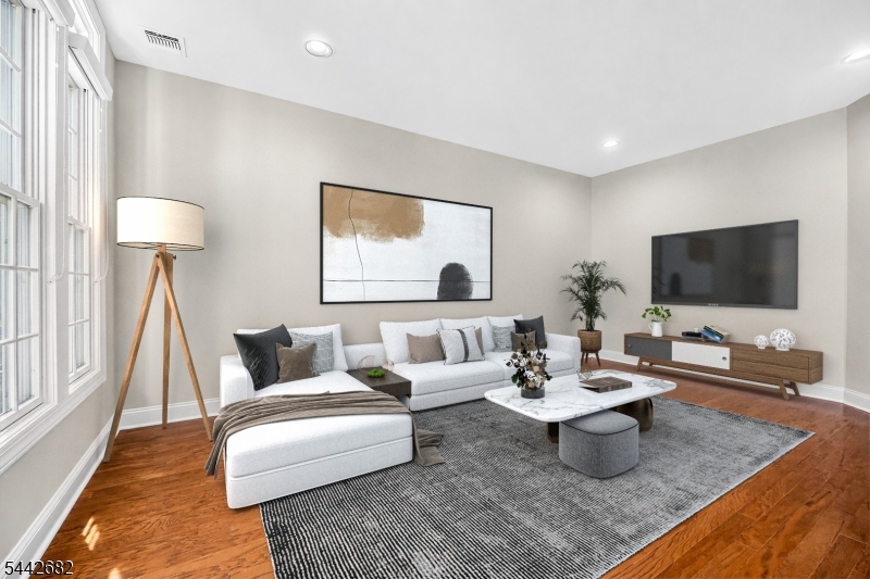 Roseland Green - Residential