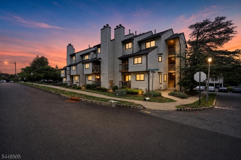 Brookview Condominium Comm - Residential