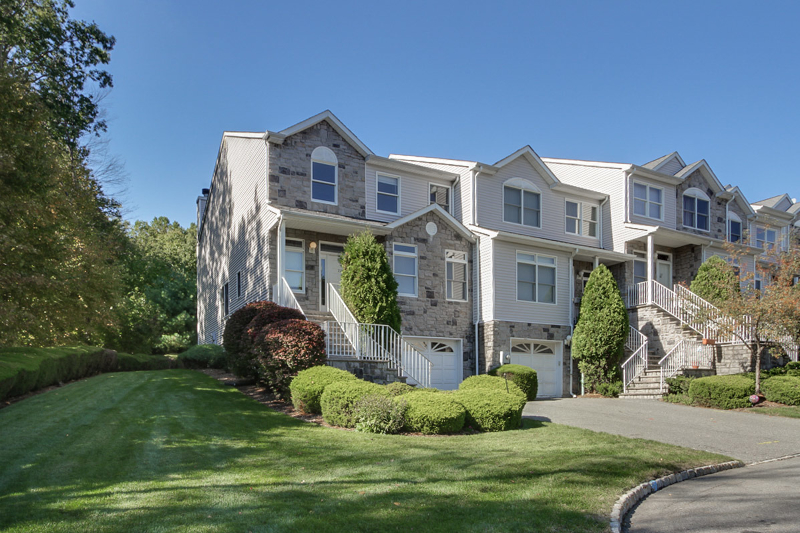 Glenmont Commons - Residential Lease