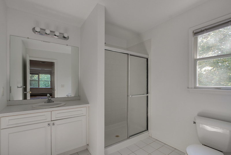 Glenmont Commons - Residential Lease