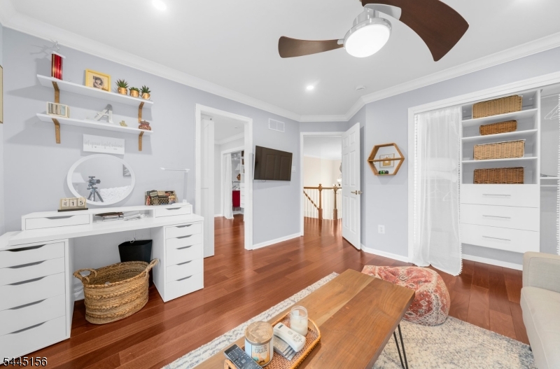 Raritan Meadows - Residential