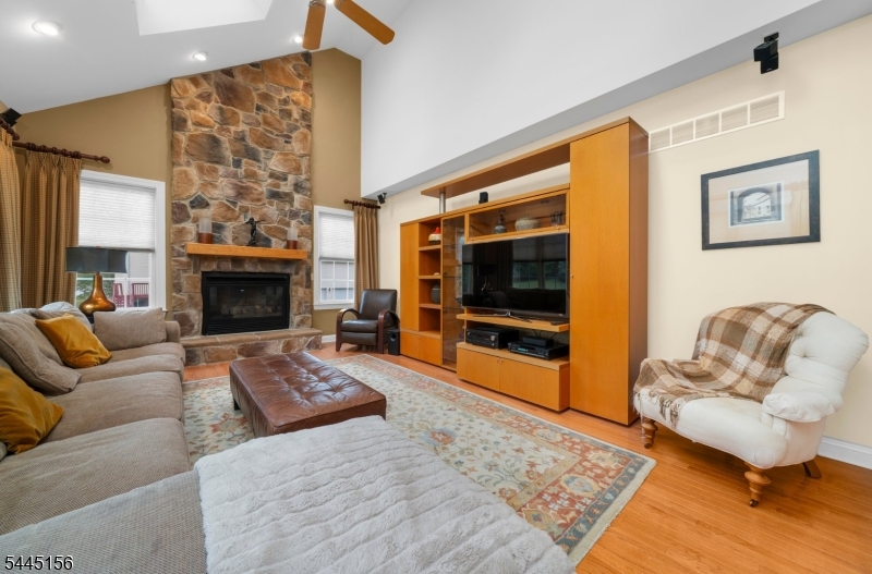 Raritan Meadows - Residential