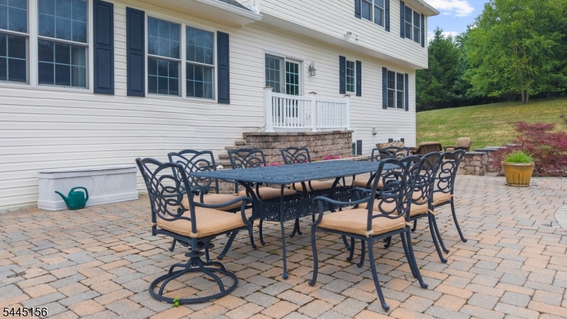 Raritan Meadows - Residential