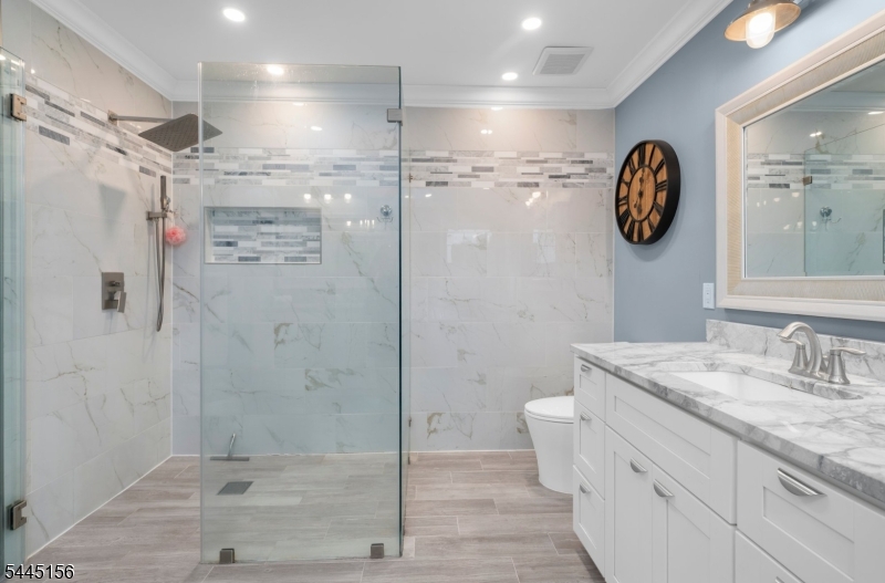 Raritan Meadows - Residential