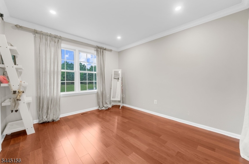 Raritan Meadows - Residential