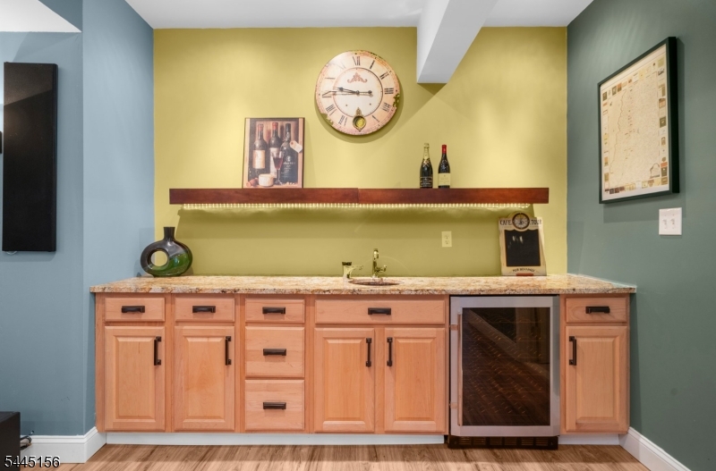 Raritan Meadows - Residential