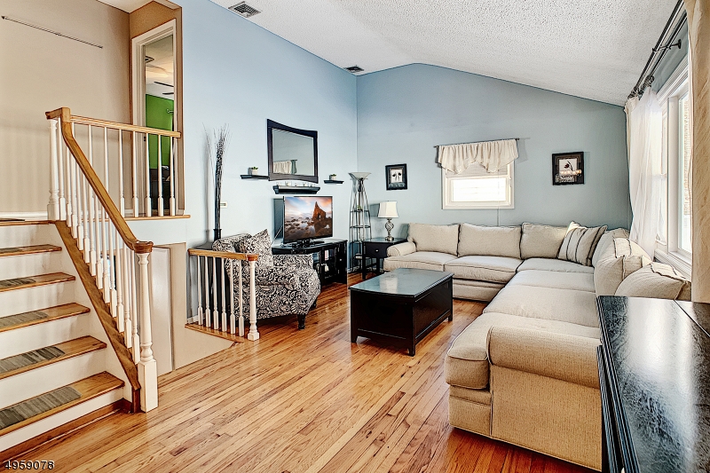Ledgewood - Residential