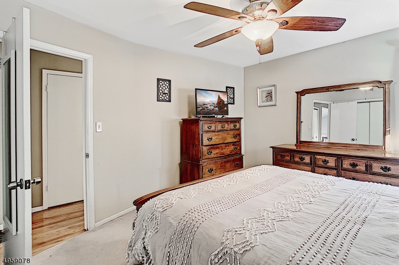 Ledgewood - Residential