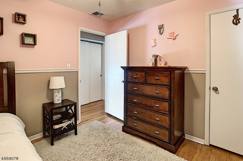 Ledgewood - Residential