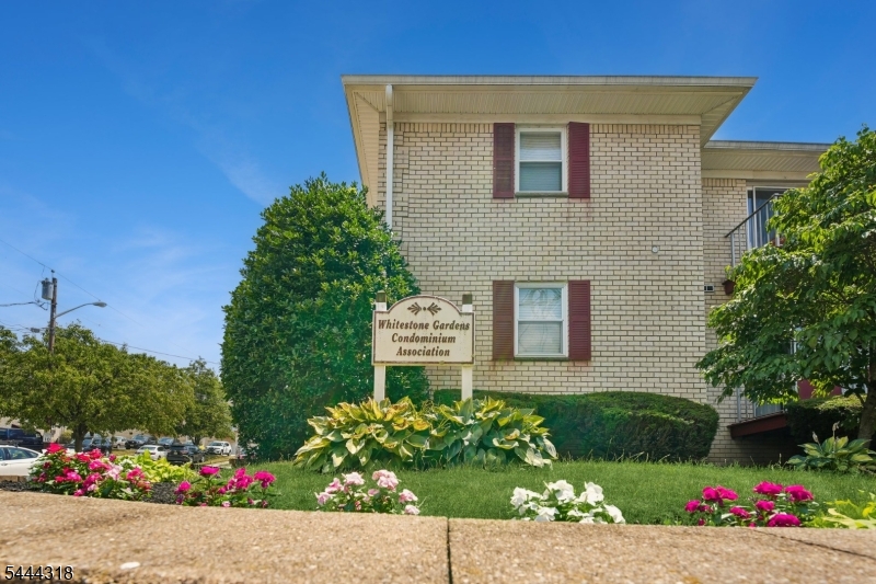 Whitestone Gardens - Residential