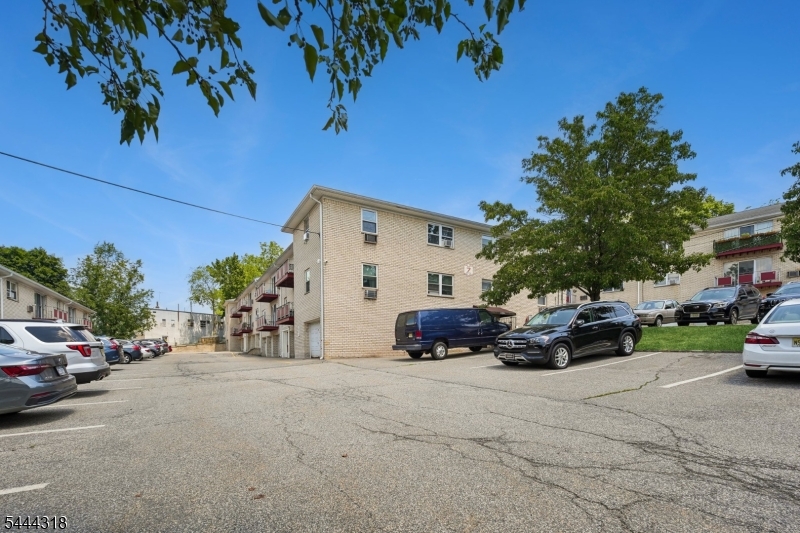 Whitestone Gardens - Residential
