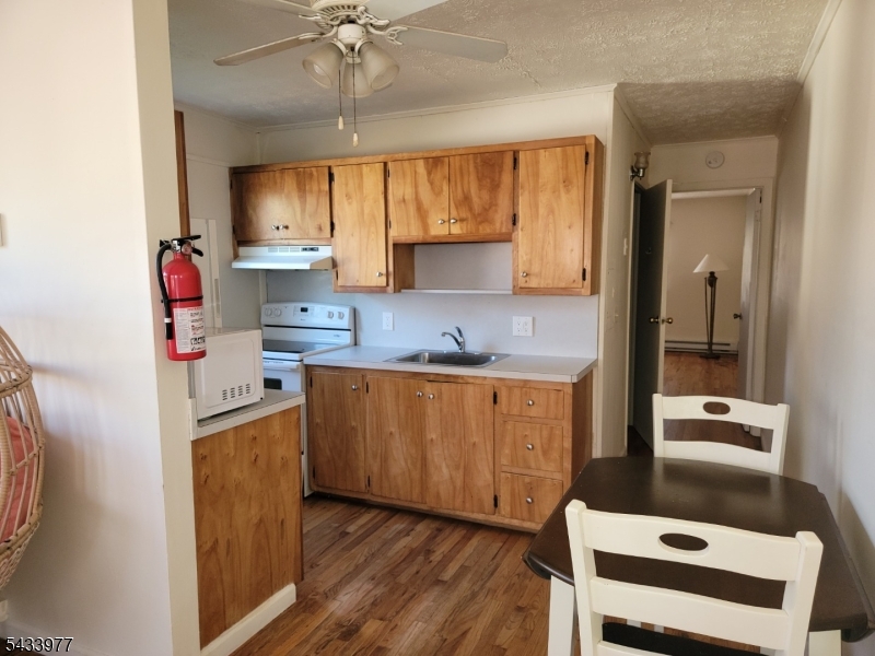 HIGH POINT COUNTRY CLUB - Residential