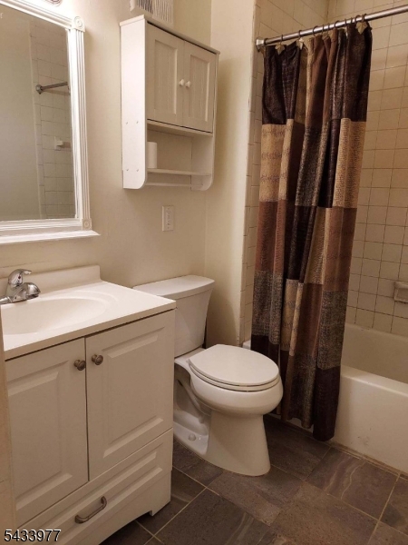 HIGH POINT COUNTRY CLUB - Residential