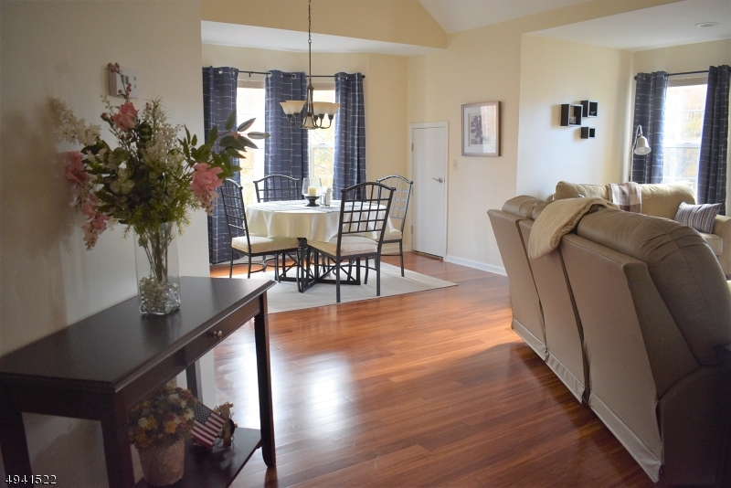 Four Oaks - Residential