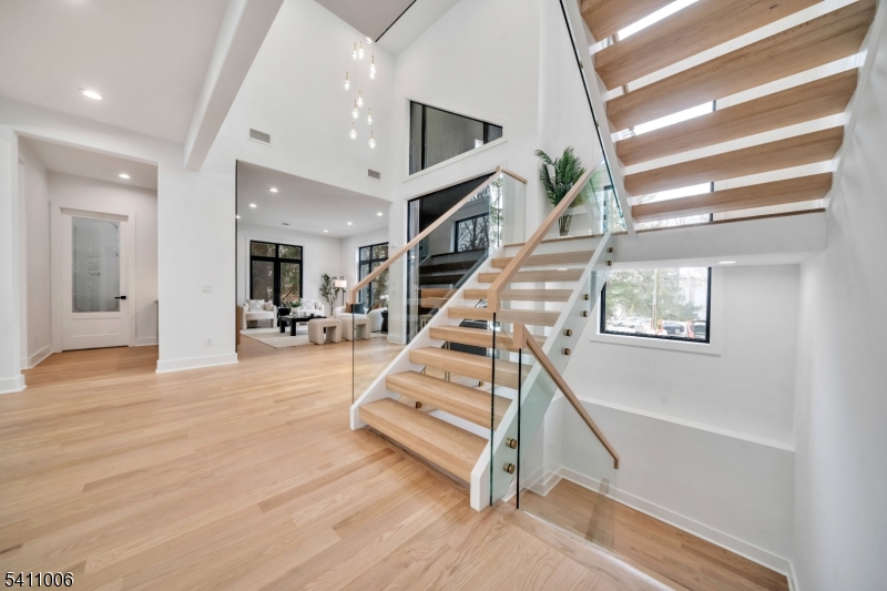 Broadlawn - Residential