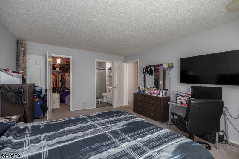 Landmark Condo Association - Residential