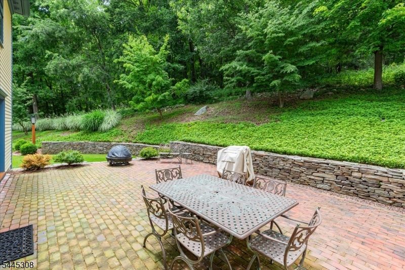 Teetertown Ravine - Residential