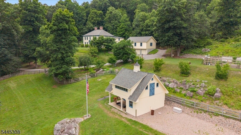 Teetertown Ravine - Residential