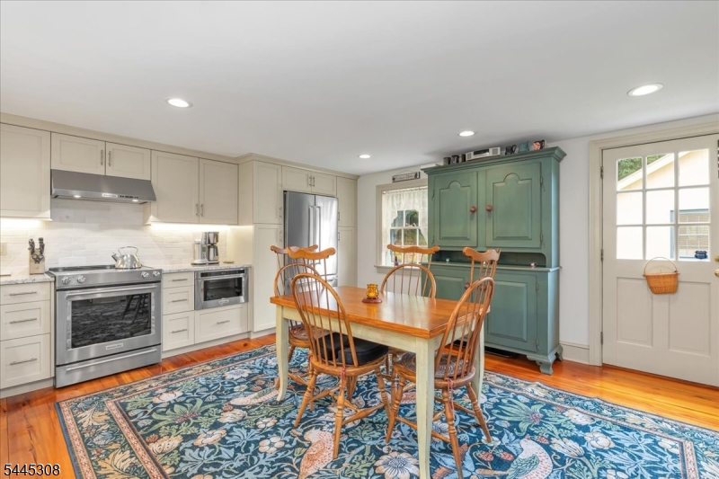 Teetertown Ravine - Residential
