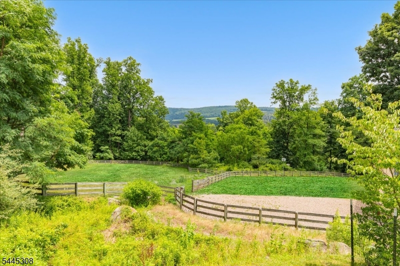 Teetertown Ravine - Residential