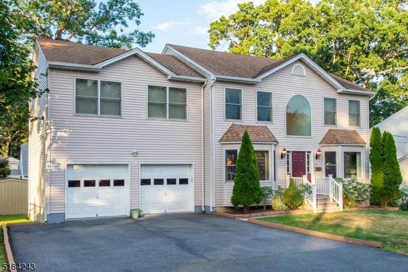 Lake Parsippany - Residential