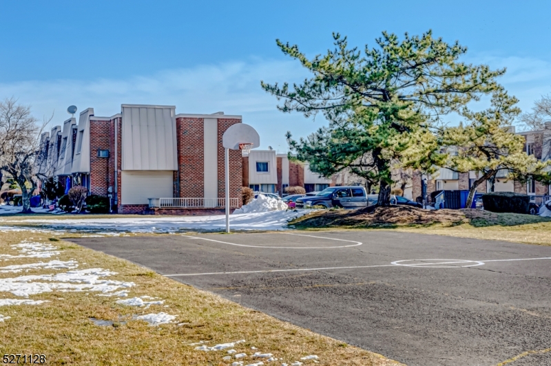 Claremont Hills - Residential