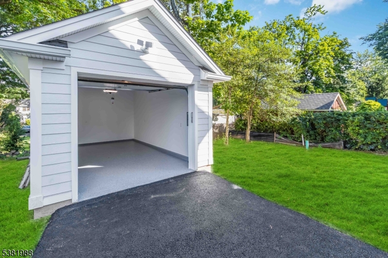 Chatham Boro-walk to train - Residential