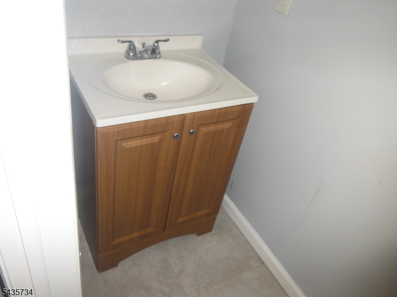 North Newark - Residential Income