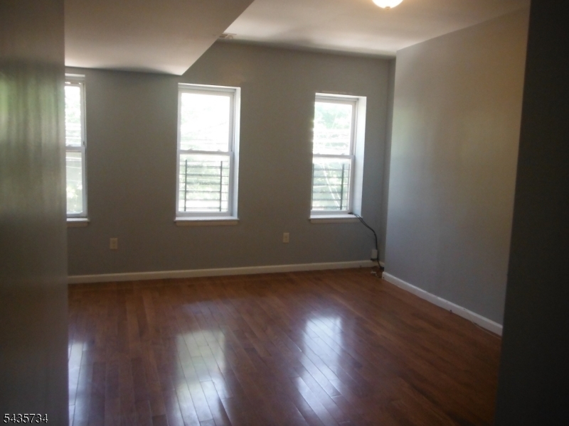 North Newark - Residential Income