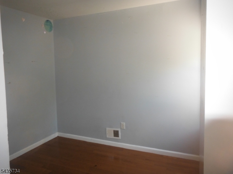 North Newark - Residential Income