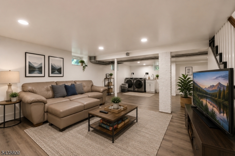Hartshorn - Residential Lease