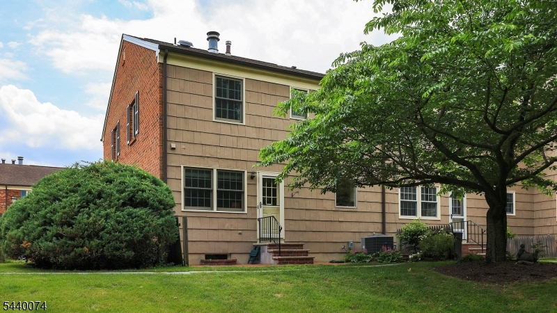 Cowperthwaite Square - Residential