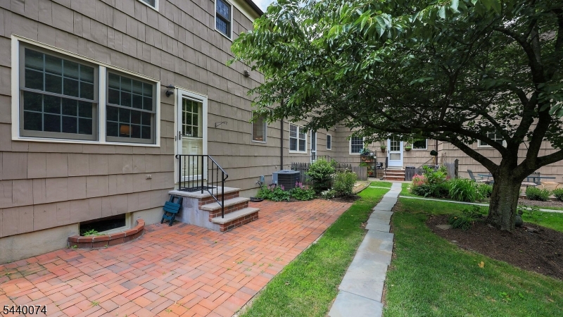 Cowperthwaite Square - Residential