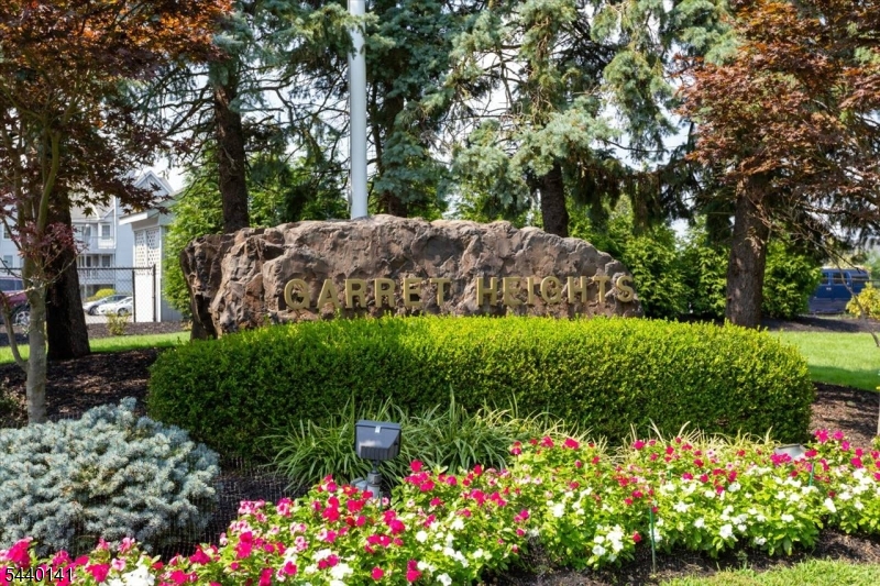 Garret Heights - Residential