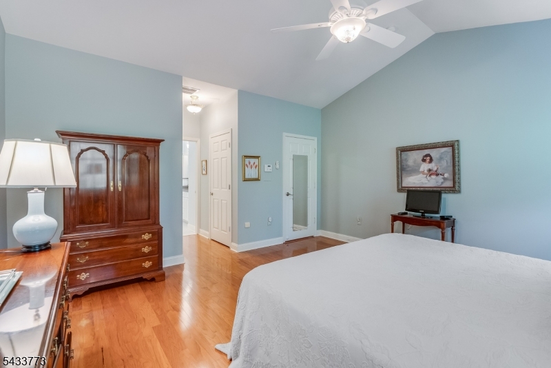 Four Seasons Readington - Residential