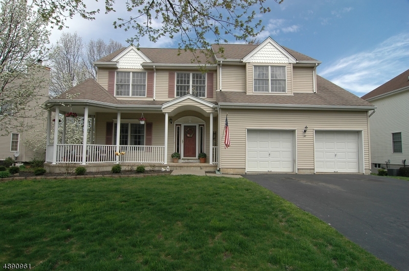 POETS PEAK - Residential
