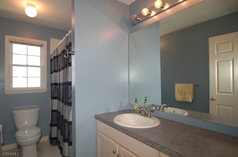 POETS PEAK - Residential