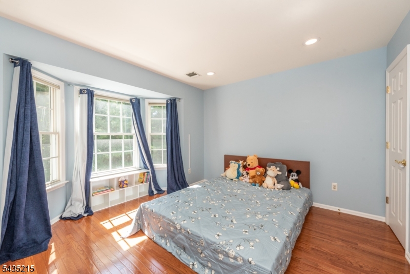 Roseland Glen - Residential