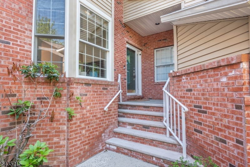 Roseland Glen - Residential