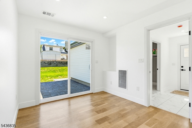 Parlin - Residential
